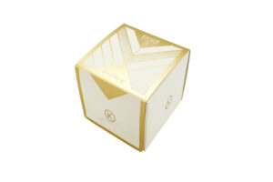 Personalised folding boxes for patisserie